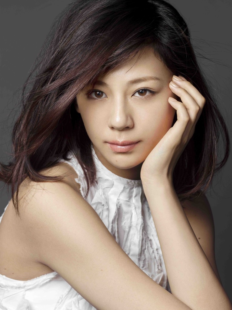 小_西内_4thSG_アー写