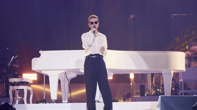 EXILE ATSUSHI、復活宣言後843日ぶりのライブとなるツアーが開幕 – DE